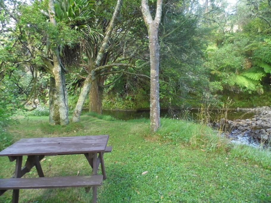 Warm Earth Cottages Aongatete 외부 사진