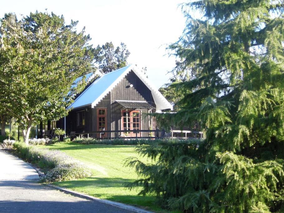 Warm Earth Cottages Aongatete 외부 사진